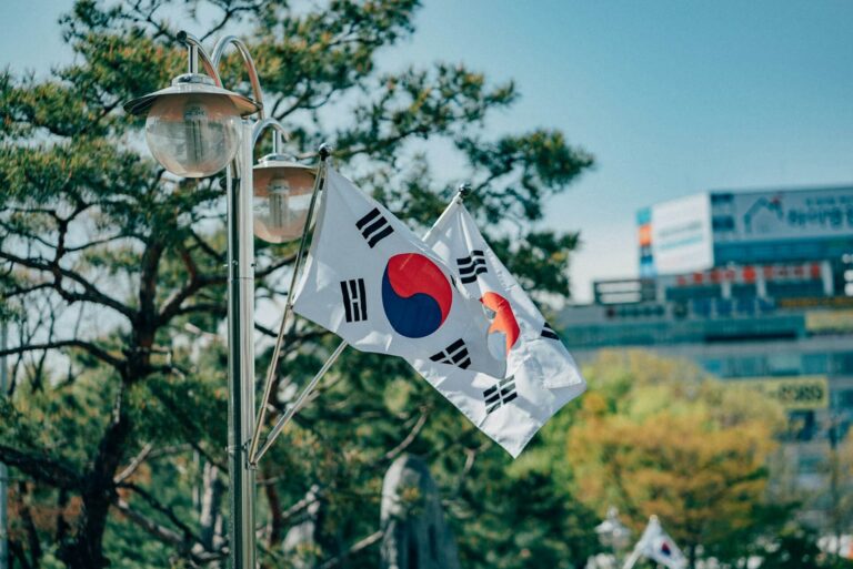 Read more about the article 7 Best Party Hostels in Seoul (2025): Tested by Local Experts