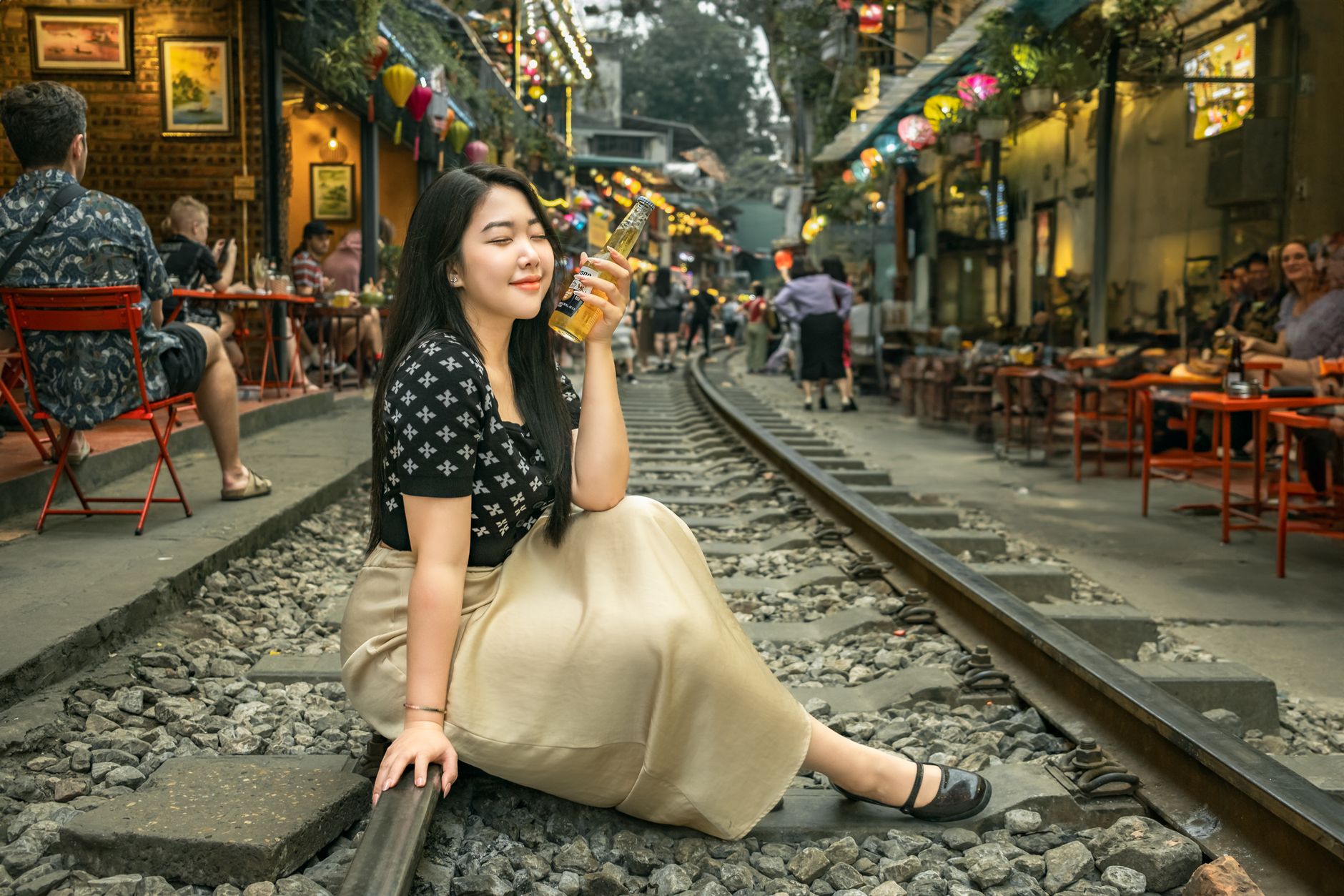 Bia Hoi Corner Hanoi night