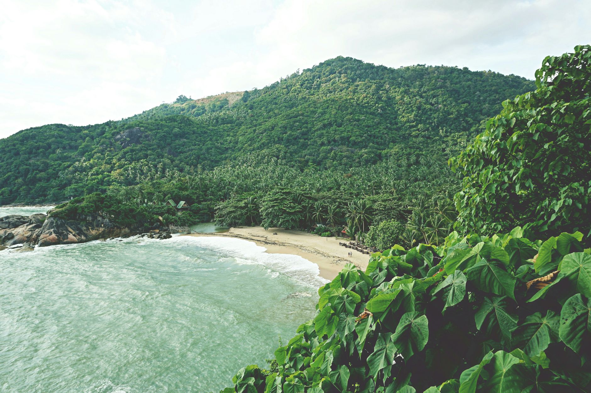 Read more about the article Full Moon Party Koh Phangan: Everything You Need to Know Before You Go (2026)