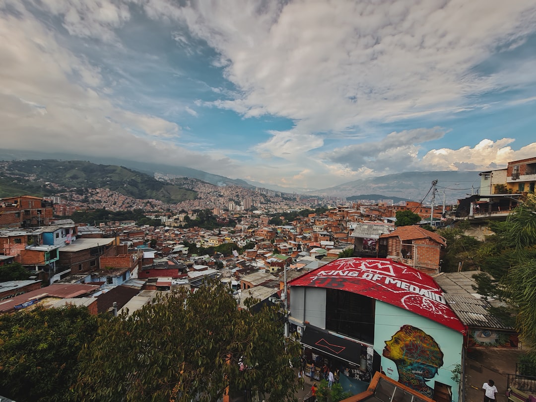 Read more about the article Sunday Funday Medellin: The Complete Insider Guide to Colombia’s Most Legendary Pool Party Crawl (2026)